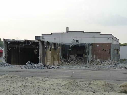 Showcase Cinemas Dearborn - Demo May 2010 From Mark (newer photo)